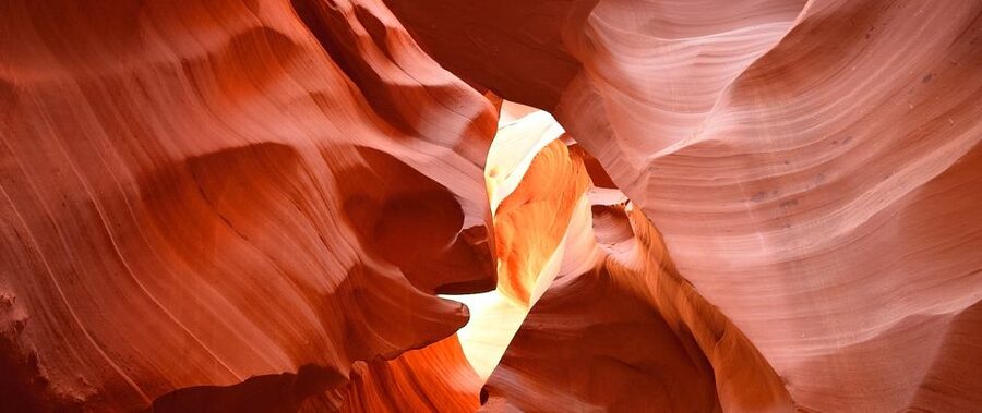 Page: Lower Antelope Canyon Ticket and Guided Hiking Tour - Who should book this guided hike