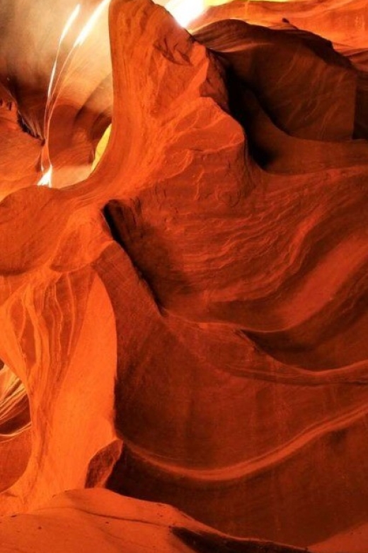 Page: Upper Antelope Canyon Prime Time Entry & Navajo Guide. - Why Upper Antelope Canyon feels so different