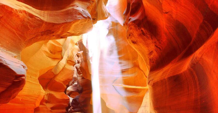 Page: Upper Antelope Canyon Prime Time Entry & Navajo Guide. - The meeting point and the ride to the canyon