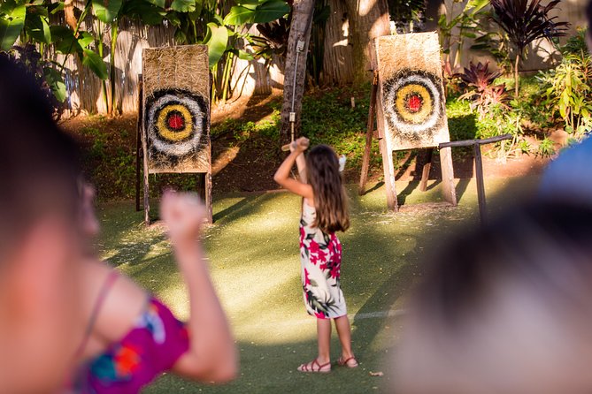 Paradise Cove Luau - The ceremonies that give the evening its shape