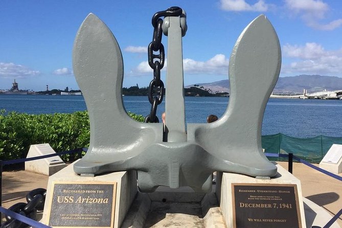Pearl Harbor USS Arizona Memorial and Honolulu City Tour - The Pearl Harbor Visitor Center and its museums