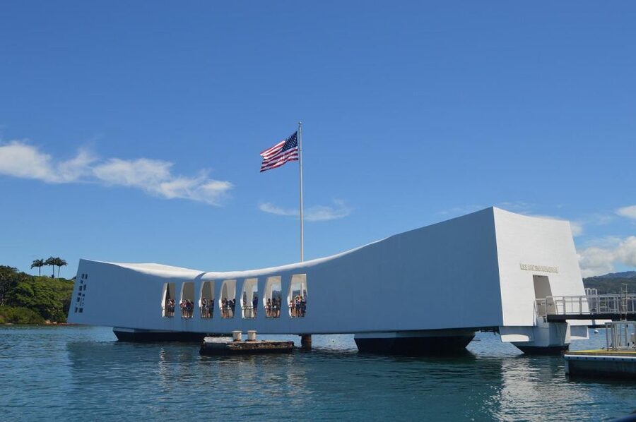 Pearl Harbor: USS Arizona Memorial & Battleship Missouri - The Road to War and Attack galleries