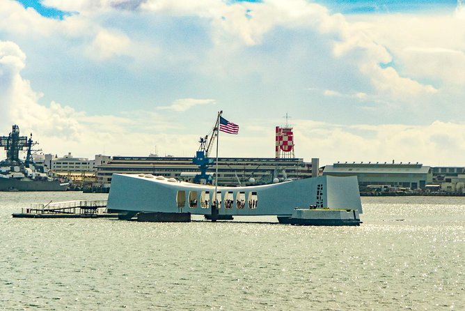 Pearl Harbor: USS Arizona Memorial & USS Missouri Battleship Tour from Waikiki - Why the Arizona and Missouri pairing works