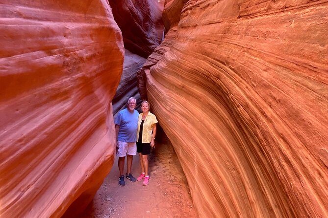 Peekaboo Slot Canyon UTV and Hiking Adventure - How to make the most of two hours