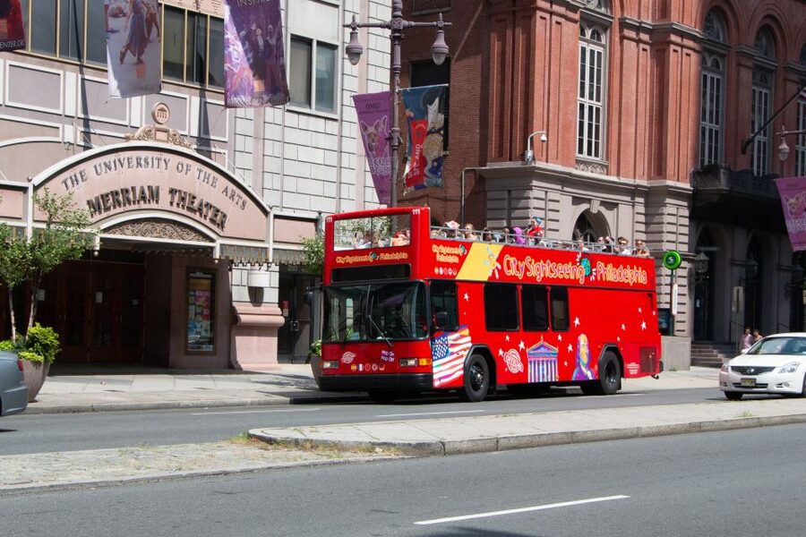 Philadelphia: Double-Decker Hop-on Hop-off Sightseeing Tour - Benjamin Franklin Parkway’s museums