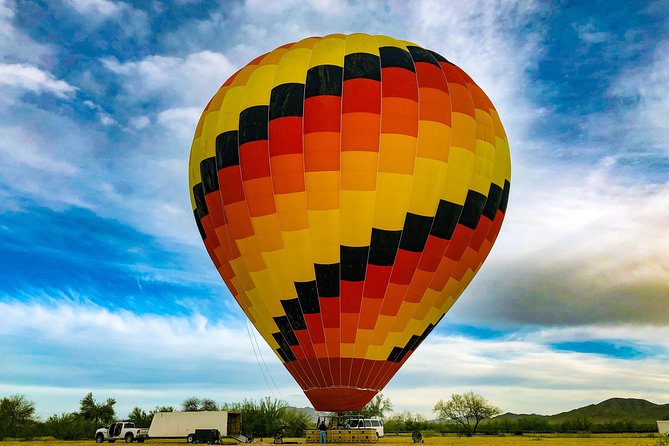 Phoenix area Hot Air Balloon Ride on the Largest Balloon in USA - Why the giant balloon is worth seeing before takeoff