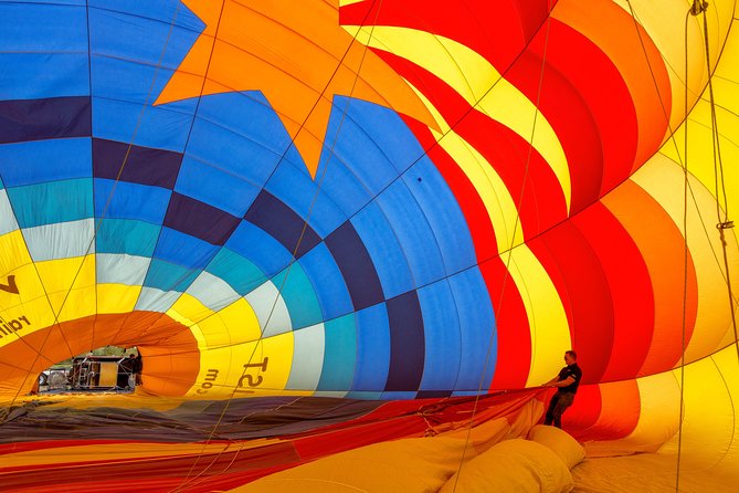 Phoenix Hot Air Balloon Ride at Sunrise - Meeting Rainbow Ryders in Glendale