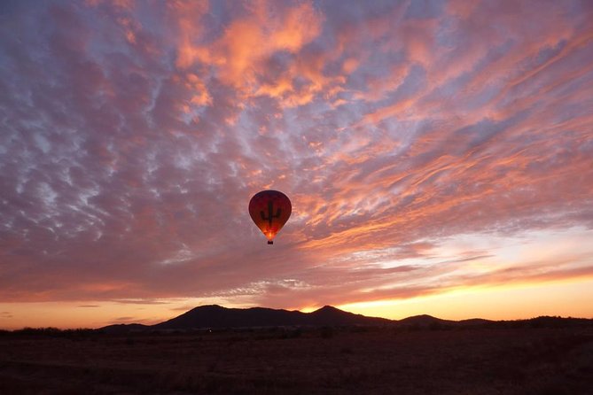 Phoenix Morning Hot Air Balloon Ride with Bubbly + Breakfast - Champagne, the balloonists ceremony, and breakfast