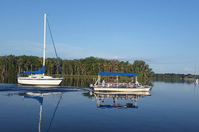 Plantation's Kings Bay Scenic Cruise - The covered boat is a practical comfort