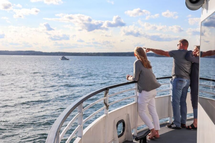 Portland: Best of Maine Lighthouse Scenic Cruise - Weather can change the mood