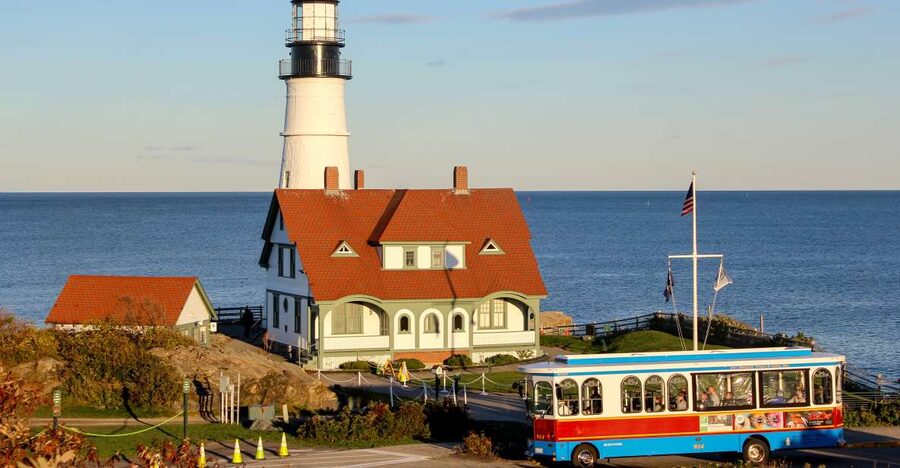 Portland: Trolley City Tour with Portland Head Light Stop - Making the most of 30 minutes at Portland Head Light