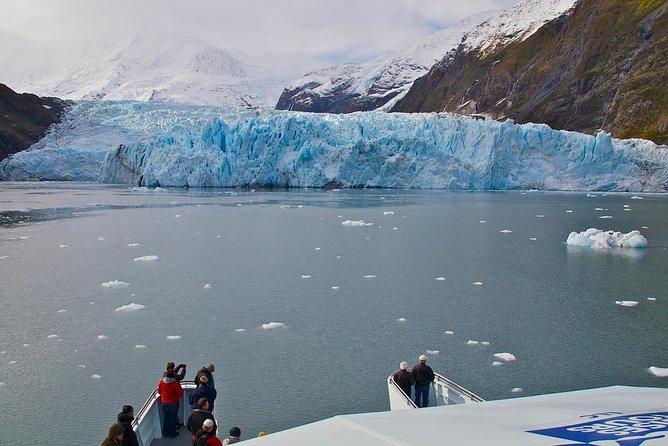 Prince William Sound Glacier Tour - Whittier - Lunch, Drinks, and Onboard Comfort