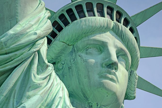 Private Statue of Liberty and Ellis Island Tour - Key points at a glance