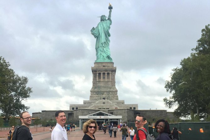 Private Statue of Liberty and Ellis Island Tour - What the guides add