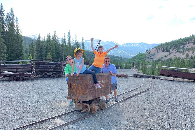 Real Gold Mine Tour with, gold panning and more - Panning for gold in Eureka Creek