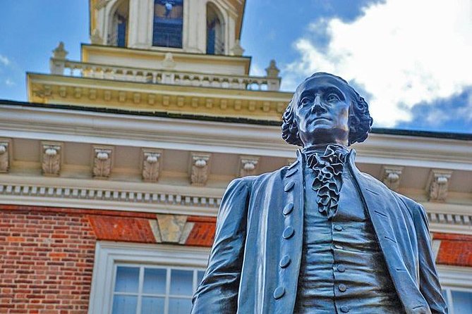 Revolution and the Founders: History Tour of Philadelphia - Banks, money, and the fights after independence