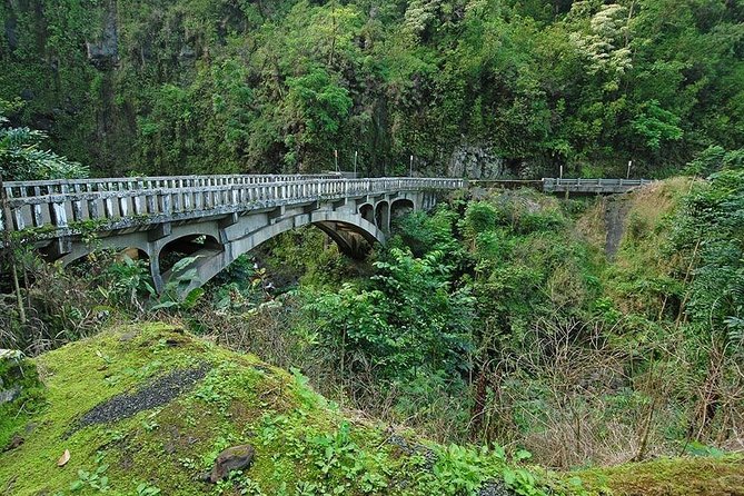 Road to Hana Adventure Maui Tour with Lunch - The surprise ending and flexible stops