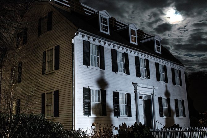 Salem Ghost Tour: Witches & Wicked Whispers - The Joshua Ward House and a troubled past