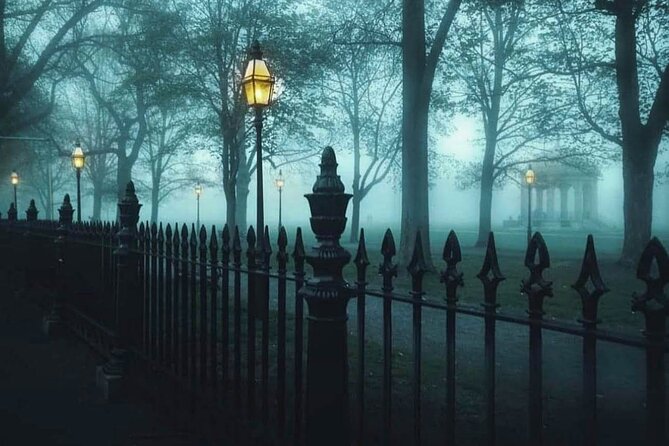 Salem's Best Ghost Tour - Timing, crowds, and the October warning