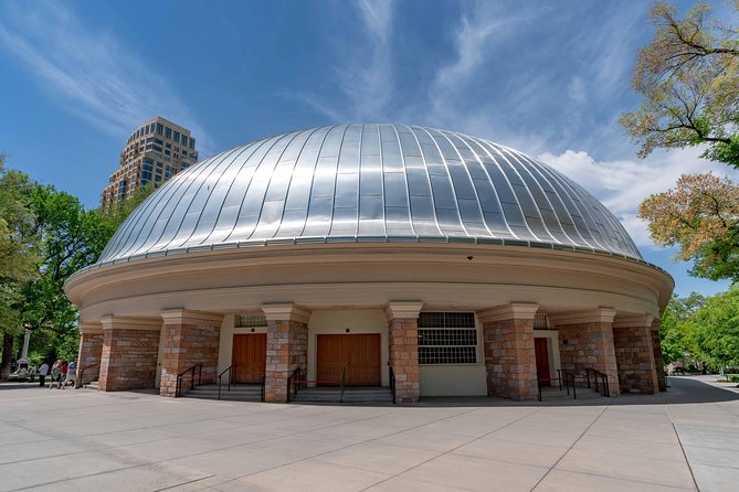 Salt Lake City Guided Bus Tour - The Utah State Capitol and the best city view