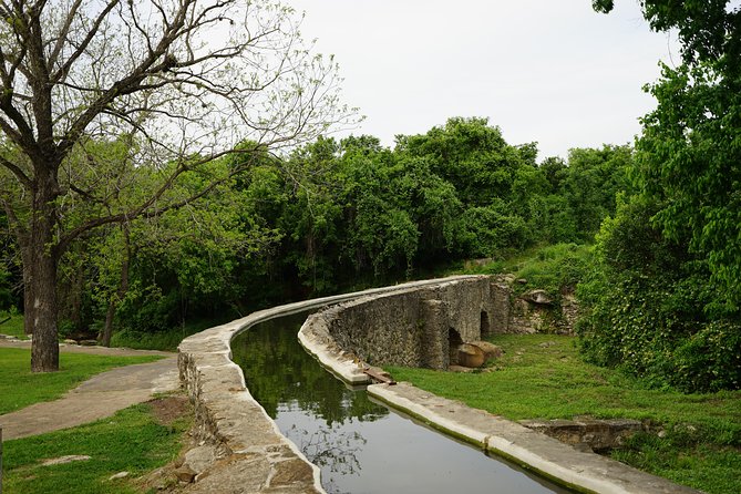 San Antonio Missions UNESCO World Heritage Sites Tour - Small-group transport makes the timing work