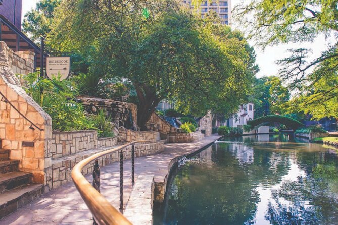 San Antonio Premium City Tour with Alamo & River Walk Cruise - The Tower of the Americas at 623 feet