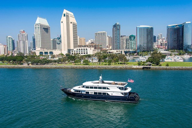 San Diego Harbor Dinner Cruise - Service and the rhythm of the evening