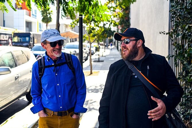 San Francisco Authentic Food Tour with 5 Locals Favorites Dishes - Murals, Victorian houses, and stories between bites