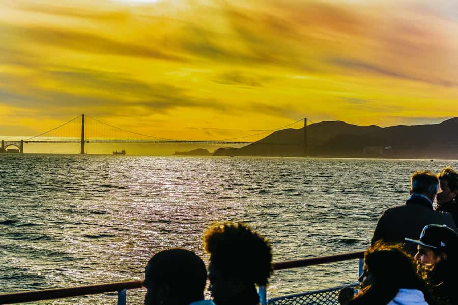 San Francisco: California Sunset Cruise (2-hours) - Indoor comfort, outdoor views, and the cold