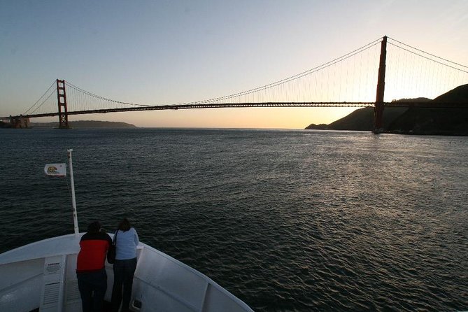 San Francisco City Lights Cruise (2-hours) - Sunset season versus winter city lights