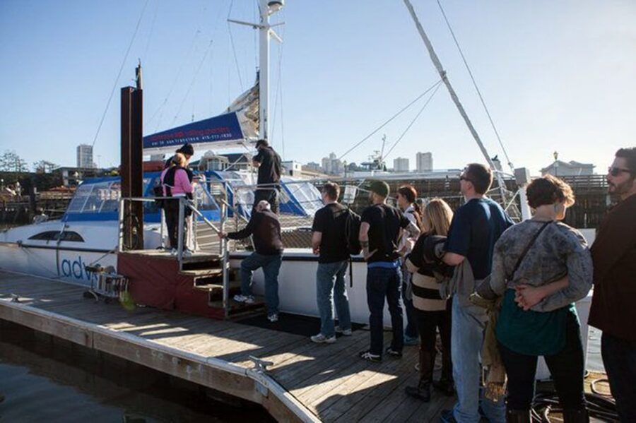 San Francisco: Golden Gate Bridge Catamaran Cruise - Taking the helm and keeping children interested
