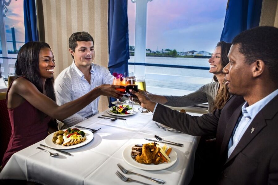 Savannah: Buffet Dinner Cruise with Live Entertainment - What kind of Savannah evening is this?