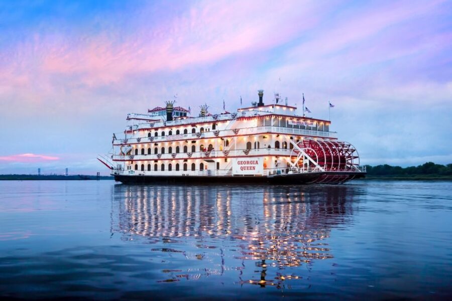Savannah: Buffet Dinner Cruise with Live Entertainment - Savannah River views from the dining room and decks