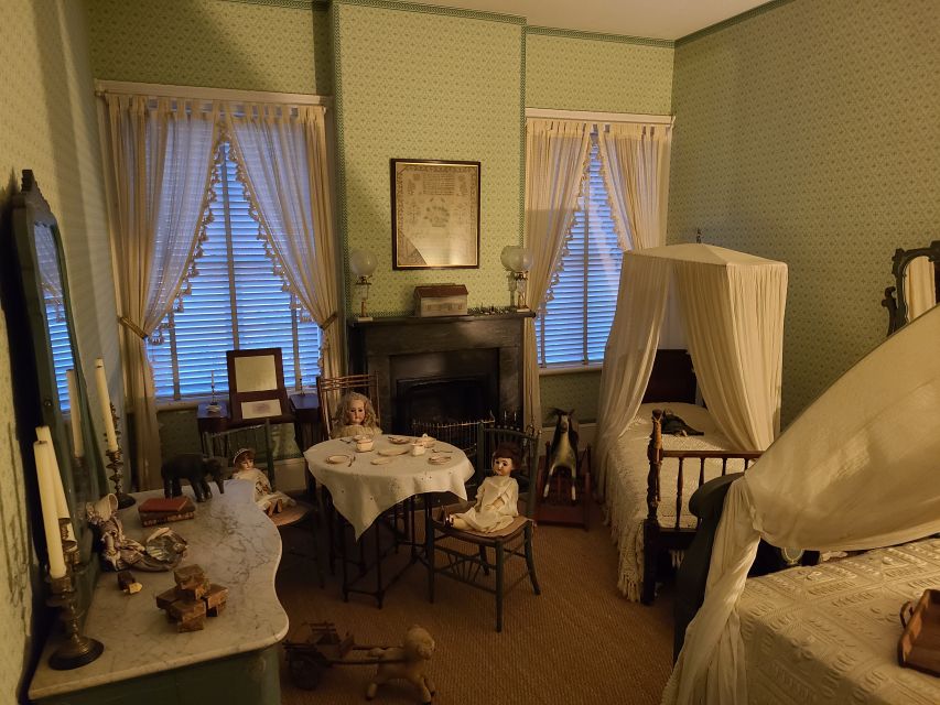Savannah: Ghosts and Gravestones Tour with Low House Entry - Key Points About Savannah’s Trolley of the Doomed