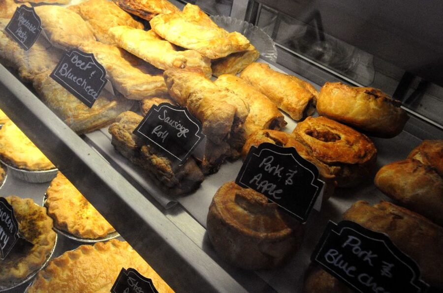 Savannah: Historic District Foodie Walking Tour - What the six food stops really offer