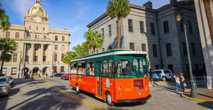 Savannah: Old Town Hop-On Hop-Off Trolley Tour - Why this trolley is useful in Savannah