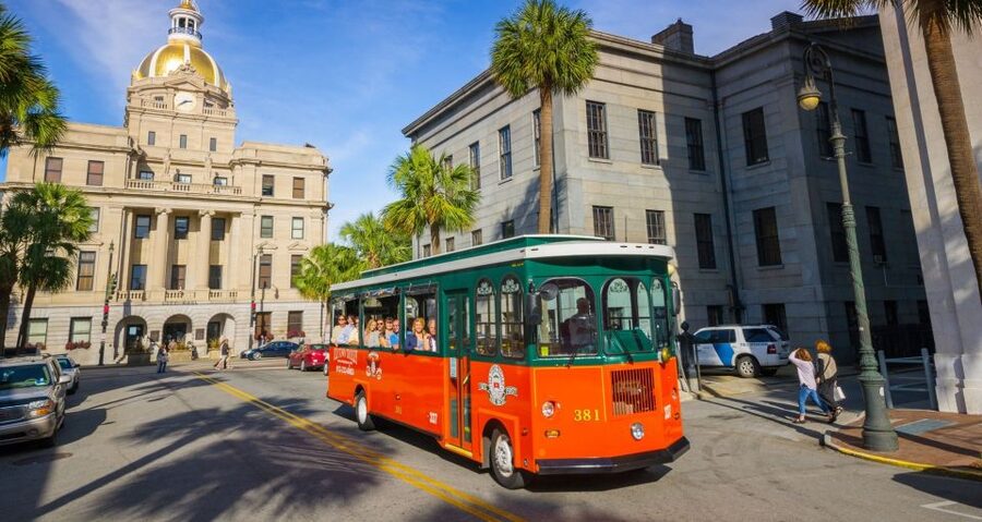 Savannah: Old Town Hop-On Hop-Off Trolley Tour - Stop 1: Ellis Square and City Market