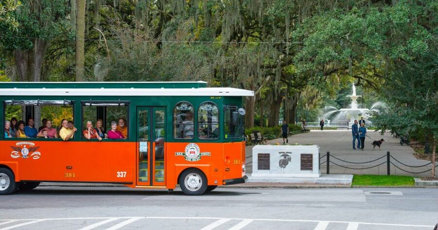 Savannah: Old Town Hop-On Hop-Off Trolley Tour - Stop 3: Forsyth Park and the city’s shady streets