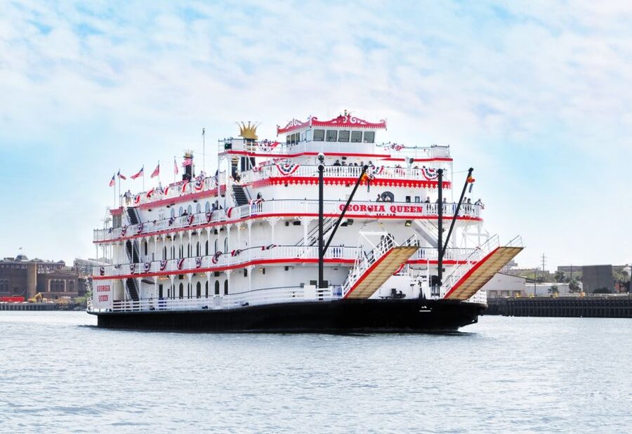 Savannah: Riverboat Narrated Harbor Sightseeing Cruise - Downriver toward Old Fort Jackson