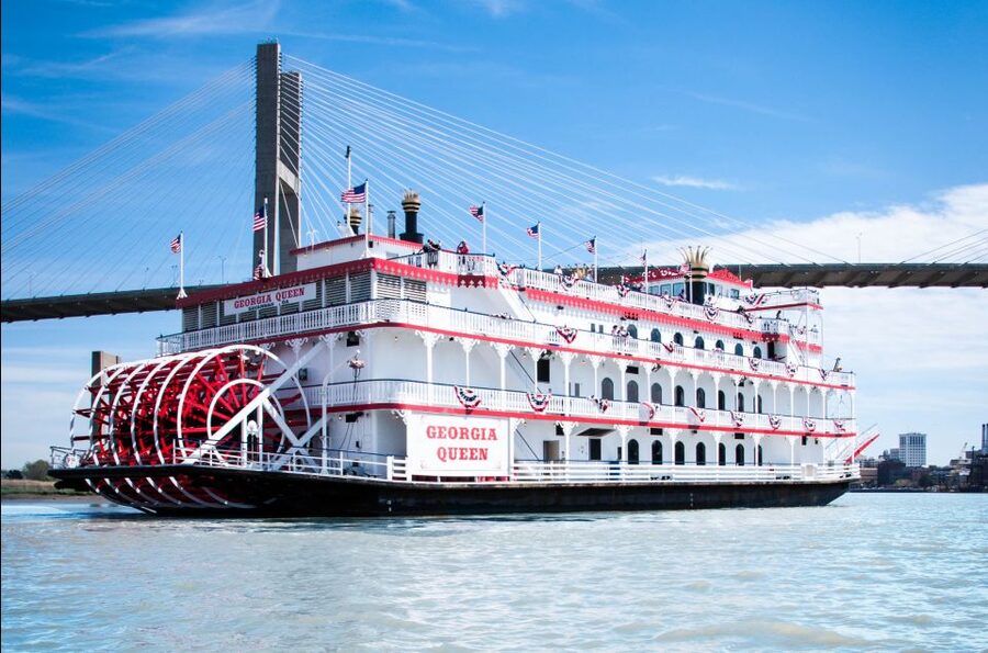 Savannah: Riverboat Narrated Harbor Sightseeing Cruise - Finding the best seat on the riverboat