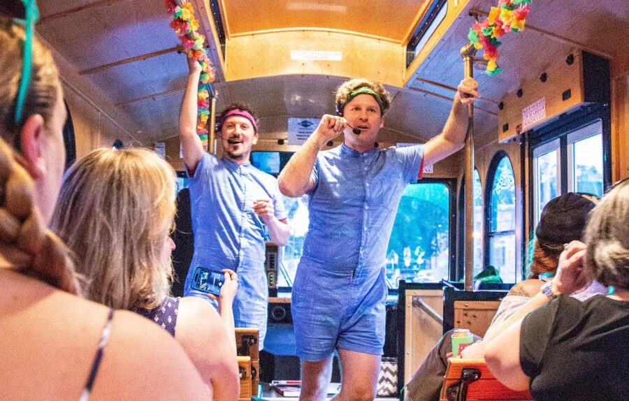 Savannah: "Savannah for Morons" Comedy Trolley Tour - From the Georgia colony to the Civil War