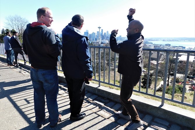 Seattle City Tour - Fremont Troll, Lenin statue, Amazon, and Seattle’s contrasts
