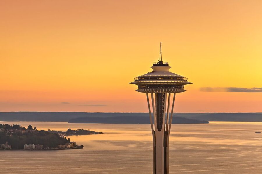 Seattle CityPASS®: Save up to 46% at 5 Top Attractions - Chihuly Garden and Glass: the artistic highlight
