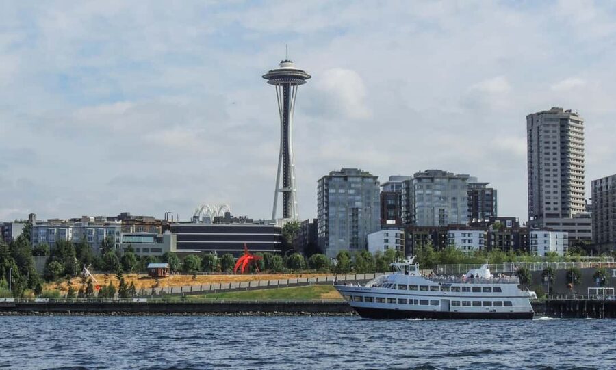 Seattle: Harbor Cruise with Local Guide - Mountain views depend on the weather