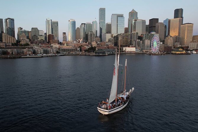 Seattle Sailing Harbor Tour - Comfort, drinks, and what to wear