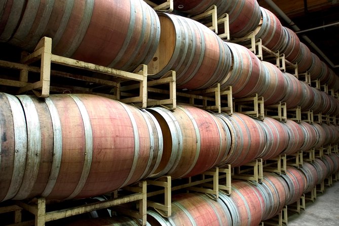 Seattle Wine & Snoqualmie Falls Highlights Tour - What the guides add to the day