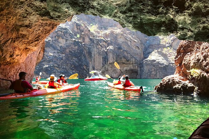 Self‑Drive Emerald Cave Kayak Tour in Black Canyon - Why this Colorado River trip is different from a bus tour