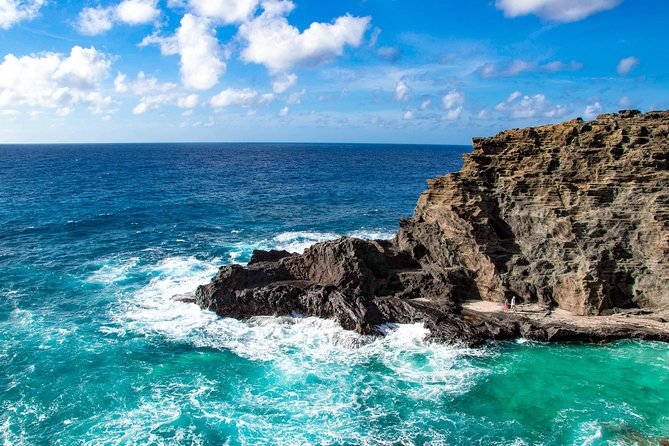 Sights & Bites Ultimate Oahu Circle Island Foodie Tour - Starting before breakfast in Honolulu