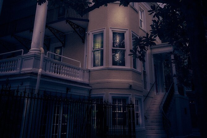 Sixth Sense Savannah Ghost Tour - An original square and the city beneath your feet