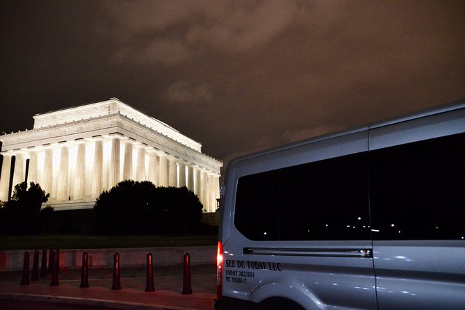 Small Group National Mall Night Tour with 10 Top Attractions - Starting at the Capitol Dome